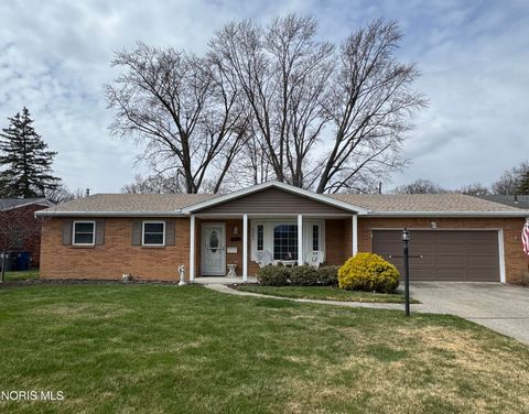 Photo of 4343 Birchtree Drive, Toledo, OH 43623 (MLS # 10005500)