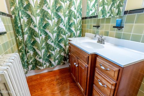 Tiny photo for 2647 Pemberton Drive, Toledo, OH 43606 (MLS # 10000591)