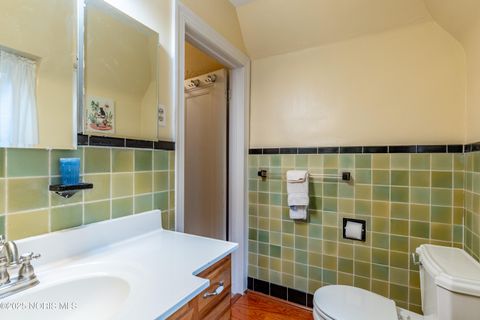 Tiny photo for 2647 Pemberton Drive, Toledo, OH 43606 (MLS # 10000591)
