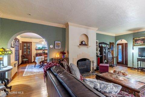 Tiny photo for 2647 Pemberton Drive, Toledo, OH 43606 (MLS # 10000591)