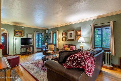 Tiny photo for 2647 Pemberton Drive, Toledo, OH 43606 (MLS # 10000591)