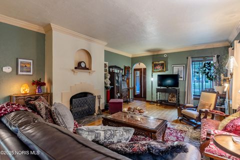 Tiny photo for 2647 Pemberton Drive, Toledo, OH 43606 (MLS # 10000591)
