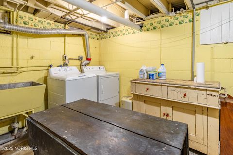 Tiny photo for 2647 Pemberton Drive, Toledo, OH 43606 (MLS # 10000591)