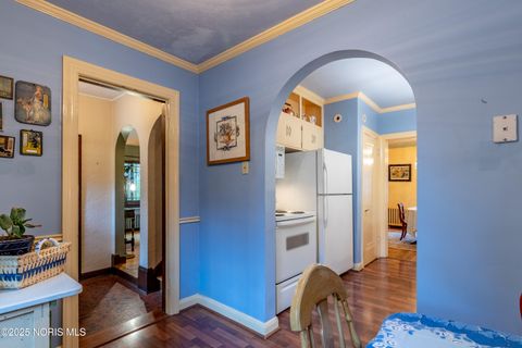 Tiny photo for 2647 Pemberton Drive, Toledo, OH 43606 (MLS # 10000591)