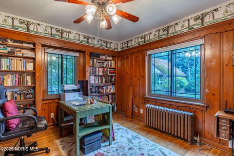 Tiny photo for 2647 Pemberton Drive, Toledo, OH 43606 (MLS # 10000591)