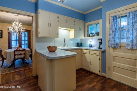 Tiny photo for 2647 Pemberton Drive, Toledo, OH 43606 (MLS # 10000591)