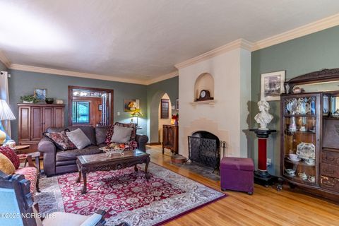 Tiny photo for 2647 Pemberton Drive, Toledo, OH 43606 (MLS # 10000591)