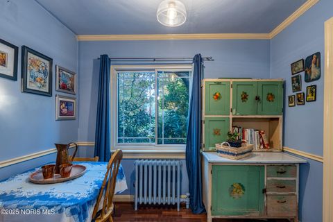 Tiny photo for 2647 Pemberton Drive, Toledo, OH 43606 (MLS # 10000591)
