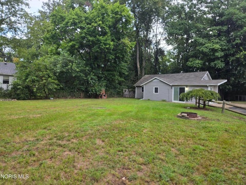 Photo of 727 Countway Road, Holland, OH 43528 (MLS # 10012867)