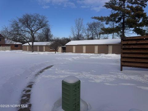 Tiny photo for 11085 Riverbend Court #11085, Perrysburg, OH 43551 (MLS # 10003493)