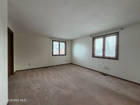 Tiny photo for 11085 Riverbend Court #11085, Perrysburg, OH 43551 (MLS # 10003493)