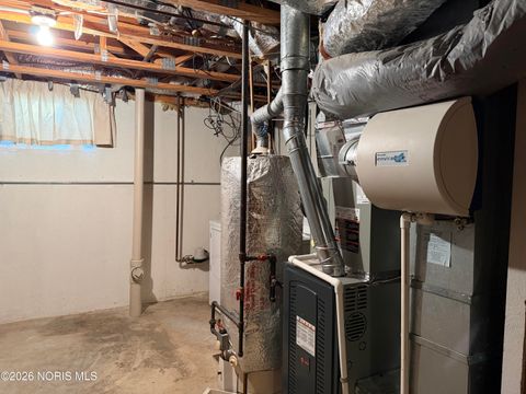 Tiny photo for 11085 Riverbend Court #11085, Perrysburg, OH 43551 (MLS # 10003493)