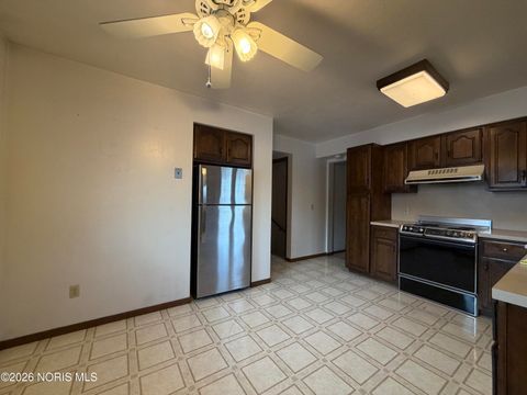 Tiny photo for 11085 Riverbend Court #11085, Perrysburg, OH 43551 (MLS # 10003493)