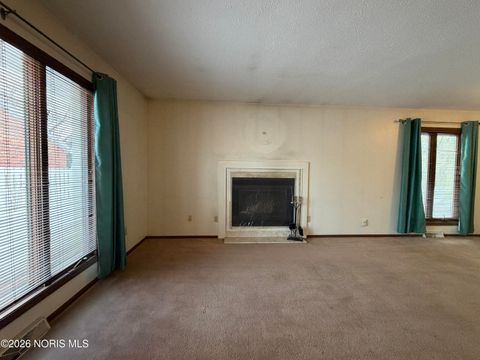 Tiny photo for 11085 Riverbend Court #11085, Perrysburg, OH 43551 (MLS # 10003493)