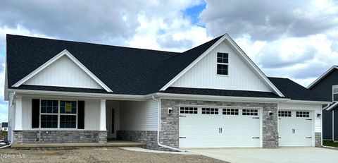 Photo of 15030 Stonebridge Lane, Perrysburg, OH 43551 (MLS # 10006132)