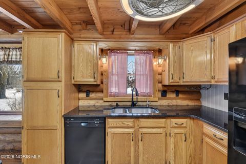 Tiny photo for 17884 Euler Road, Bowling Green, OH 43402 (MLS # 10003360)