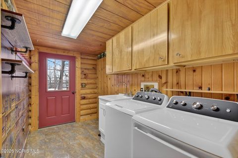 Tiny photo for 17884 Euler Road, Bowling Green, OH 43402 (MLS # 10003360)