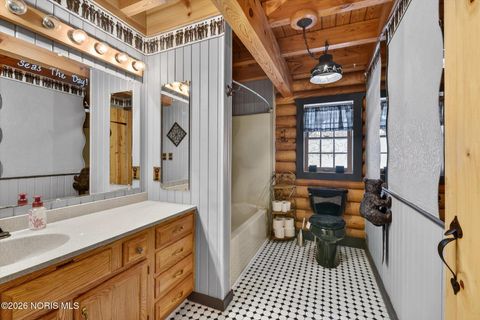 Tiny photo for 17884 Euler Road, Bowling Green, OH 43402 (MLS # 10003360)