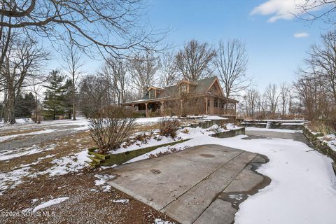 Tiny photo for 17884 Euler Road, Bowling Green, OH 43402 (MLS # 10003360)