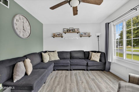 Tiny photo for 807 W Poinsetta Avenue, Toledo, OH 43612 (MLS # 10009391)