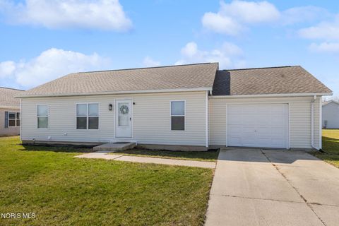 Tiny photo for 823 Bugner Street, Fostoria, OH 44830 (MLS # 10005349)