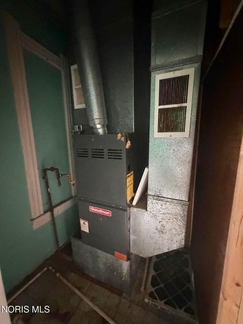 Tiny photo for 238 Palmer Street, Toledo, OH 43608 (MLS # 10005340)