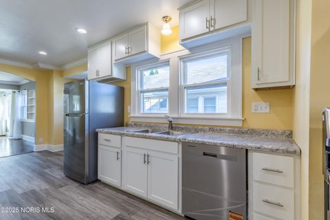 Tiny photo for 542 Eleanor Avenue, Toledo, OH 43612 (MLS # 10000881)