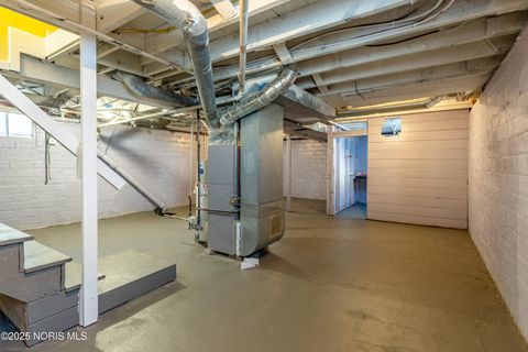 Tiny photo for 542 Eleanor Avenue, Toledo, OH 43612 (MLS # 10000881)