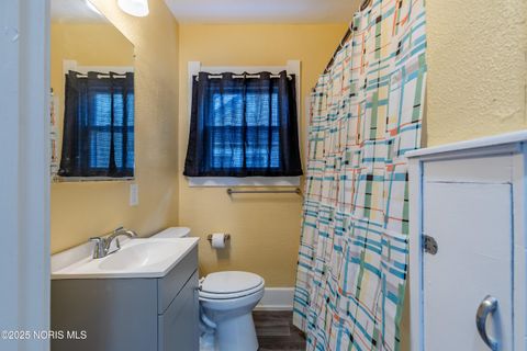 Tiny photo for 542 Eleanor Avenue, Toledo, OH 43612 (MLS # 10000881)