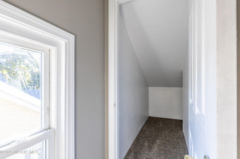 Tiny photo for 542 Eleanor Avenue, Toledo, OH 43612 (MLS # 10000881)