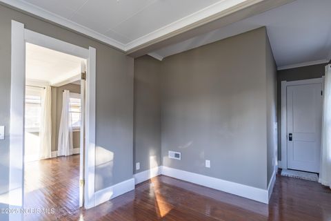 Tiny photo for 542 Eleanor Avenue, Toledo, OH 43612 (MLS # 10000881)