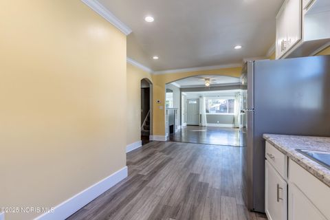 Tiny photo for 542 Eleanor Avenue, Toledo, OH 43612 (MLS # 10000881)