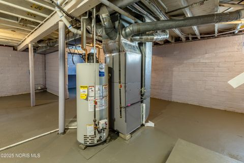 Tiny photo for 542 Eleanor Avenue, Toledo, OH 43612 (MLS # 10000881)