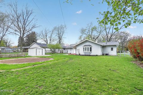Tiny photo for 318 W South Boundary Street, Perrysburg, OH 43551 (MLS # 10006278)