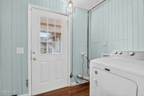 Tiny photo for 318 W South Boundary Street, Perrysburg, OH 43551 (MLS # 10006278)