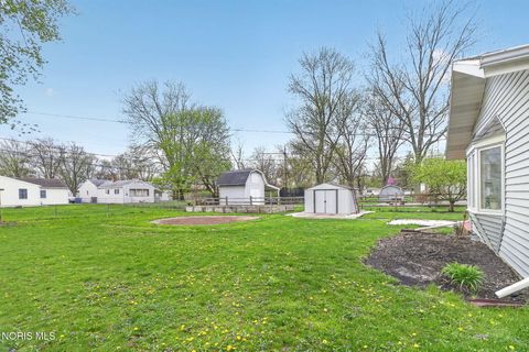Tiny photo for 318 W South Boundary Street, Perrysburg, OH 43551 (MLS # 10006278)