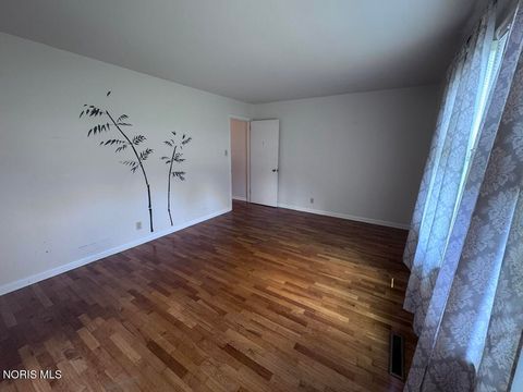 Tiny photo for 711 S Simon Street, Ada, OH 45810 (MLS # 10009832)