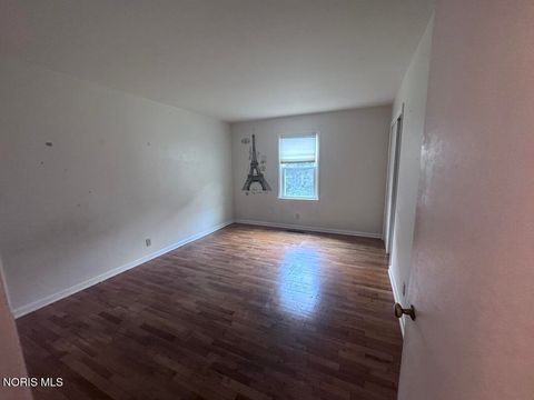Tiny photo for 711 S Simon Street, Ada, OH 45810 (MLS # 10009832)