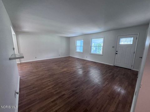 Tiny photo for 711 S Simon Street, Ada, OH 45810 (MLS # 10009832)