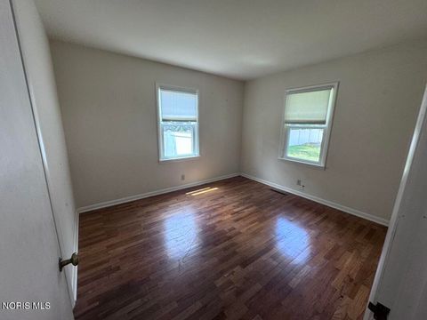 Tiny photo for 711 S Simon Street, Ada, OH 45810 (MLS # 10009832)
