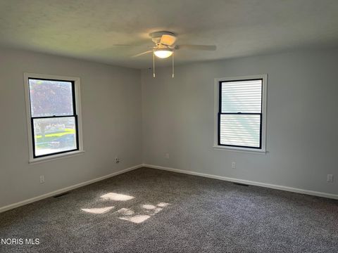 Tiny photo for 611 Greenfield Drive, Maumee, OH 43537 (MLS # 10005206)