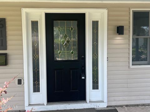 Tiny photo for 611 Greenfield Drive, Maumee, OH 43537 (MLS # 10005206)