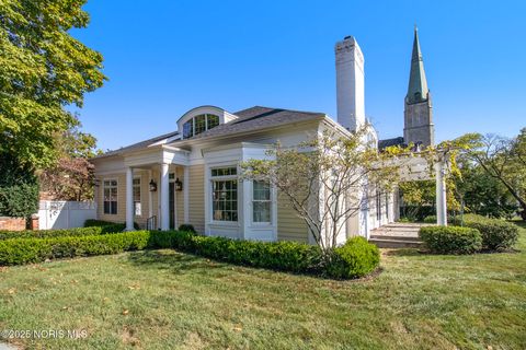 Tiny photo for 145 E Front Street, Perrysburg, OH 43551 (MLS # 10002774)