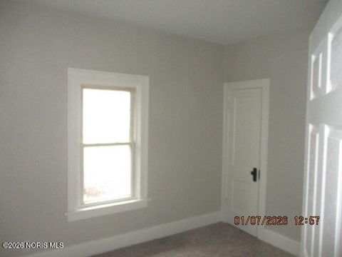 Tiny photo for 415 Mayberry Street, Toledo, OH 43609 (MLS # 10002906)