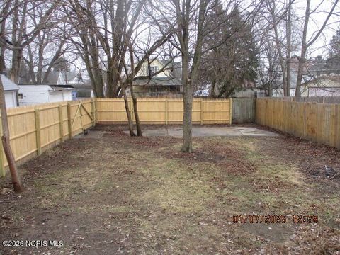 Tiny photo for 415 Mayberry Street, Toledo, OH 43609 (MLS # 10002906)