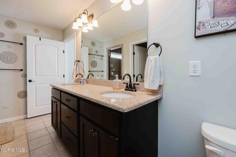 Tiny photo for 2143 Bluestone Drive, Findlay, OH 45840 (MLS # 10004725)