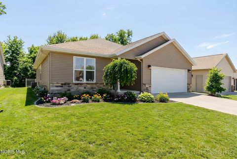 Photo of 2143 Bluestone Drive, Findlay, OH 45840 (MLS # 10004725)