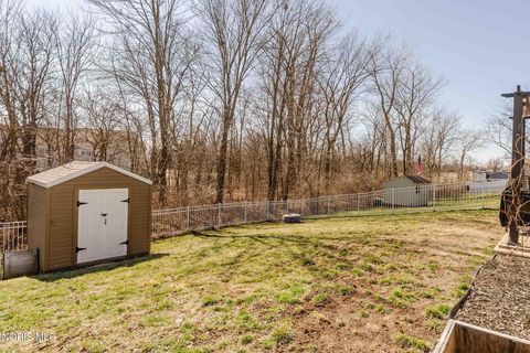 Tiny photo for 2143 Bluestone Drive, Findlay, OH 45840 (MLS # 10004725)