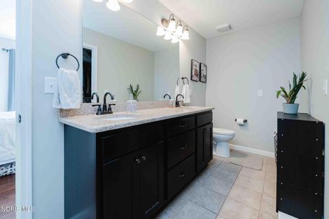 Tiny photo for 2143 Bluestone Drive, Findlay, OH 45840 (MLS # 10004725)