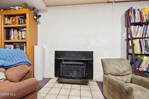 Tiny photo for 325 W Elm Street, Bluffton, OH 45817 (MLS # 10012878)